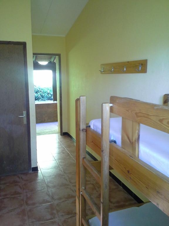Casa De Colonies La Cadamont Hostel Sant Joan les Fonts Room photo